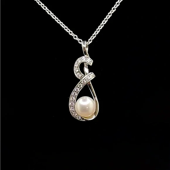 Vintage Honora Sterling Silver Infinity‑Curve Pearl Pendant Necklace - Picture 2 of 7